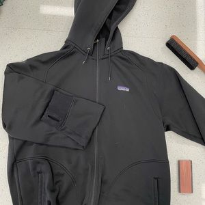 Patagonia jacket size L
